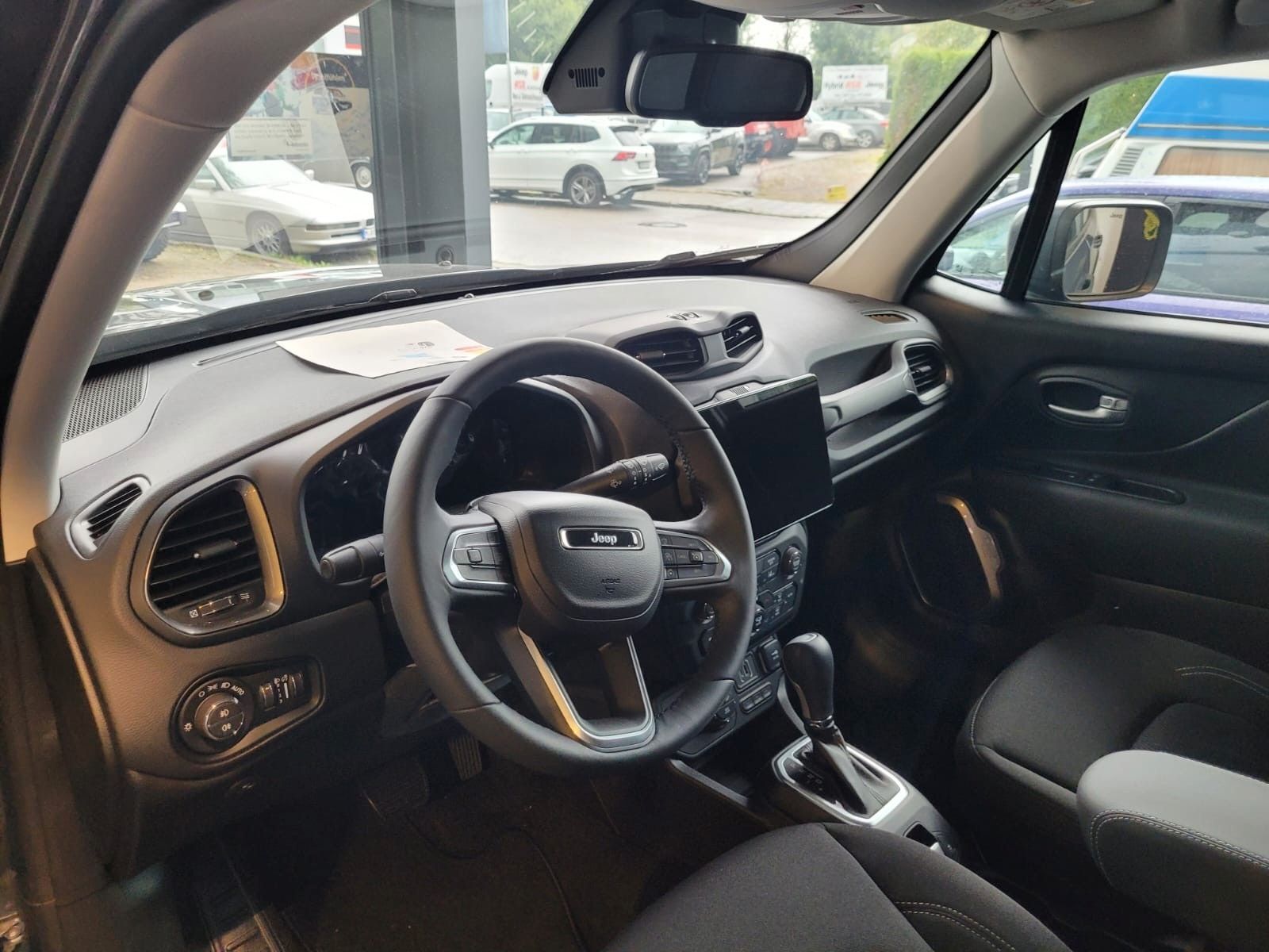 JEEP Renegade Summit Plug-In-Hybrid 4xe Ansicht 6 für Fahrzeugdetailseite