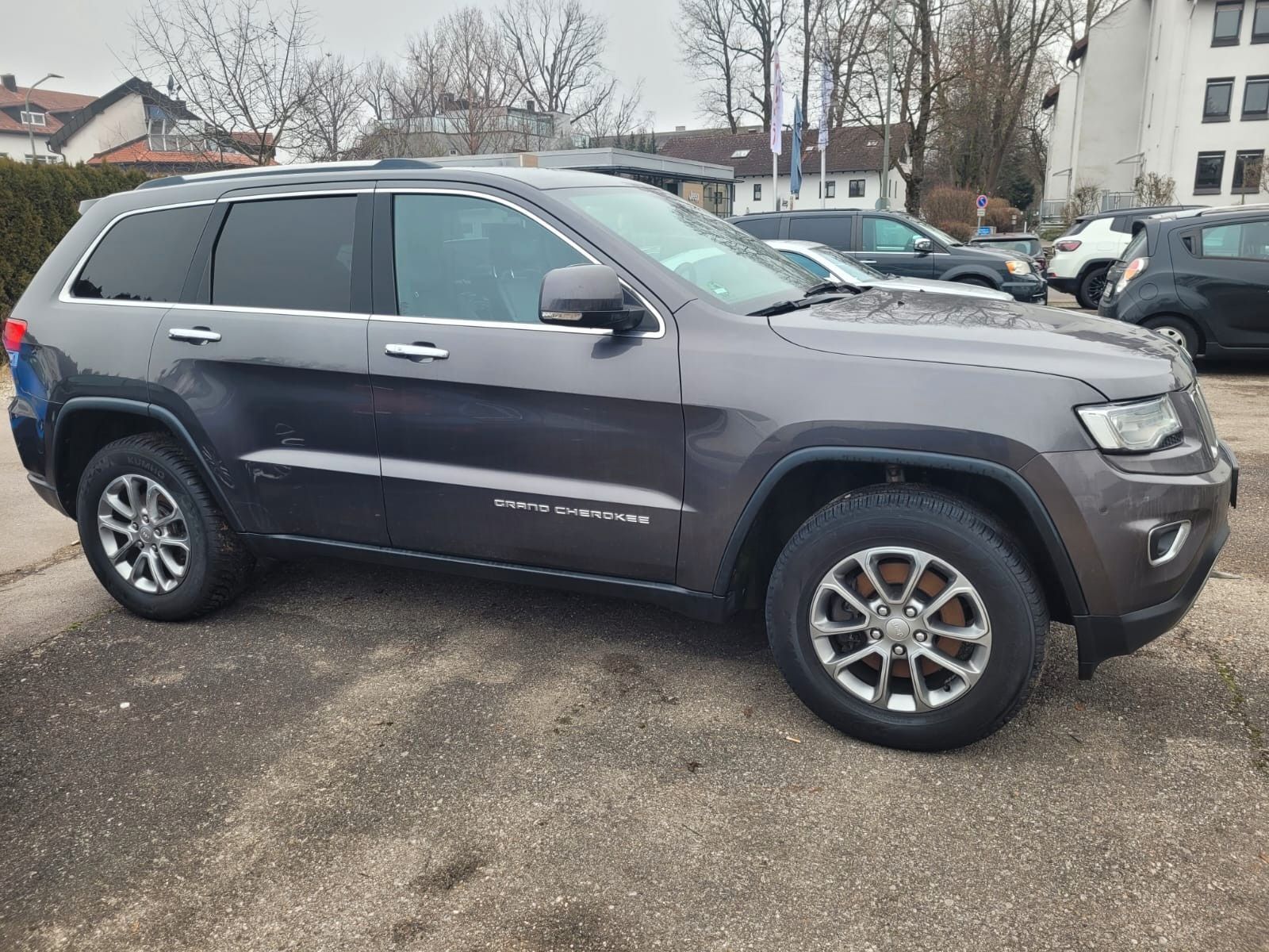 JEEP Grand Cherokee 3.0 CRD Limited Ansicht 11 für Fahrzeugdetailseite