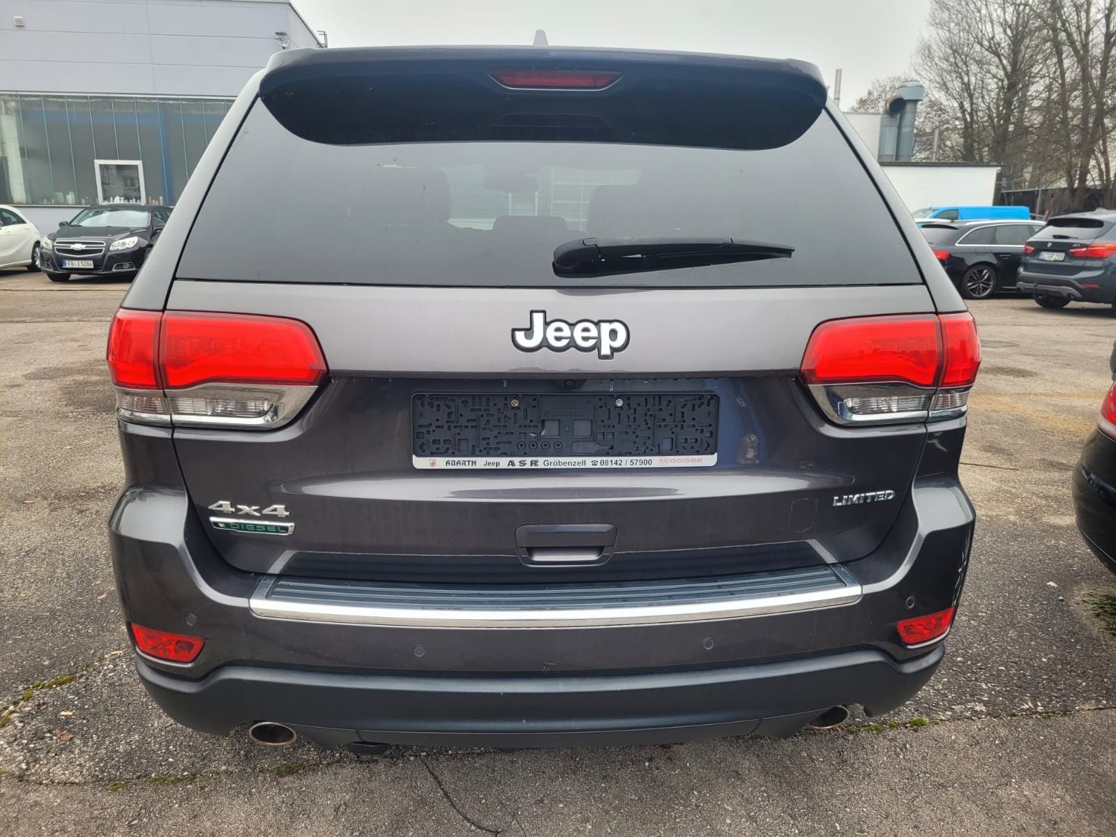 JEEP Grand Cherokee 3.0 CRD Limited Ansicht 5 für Fahrzeugdetailseite