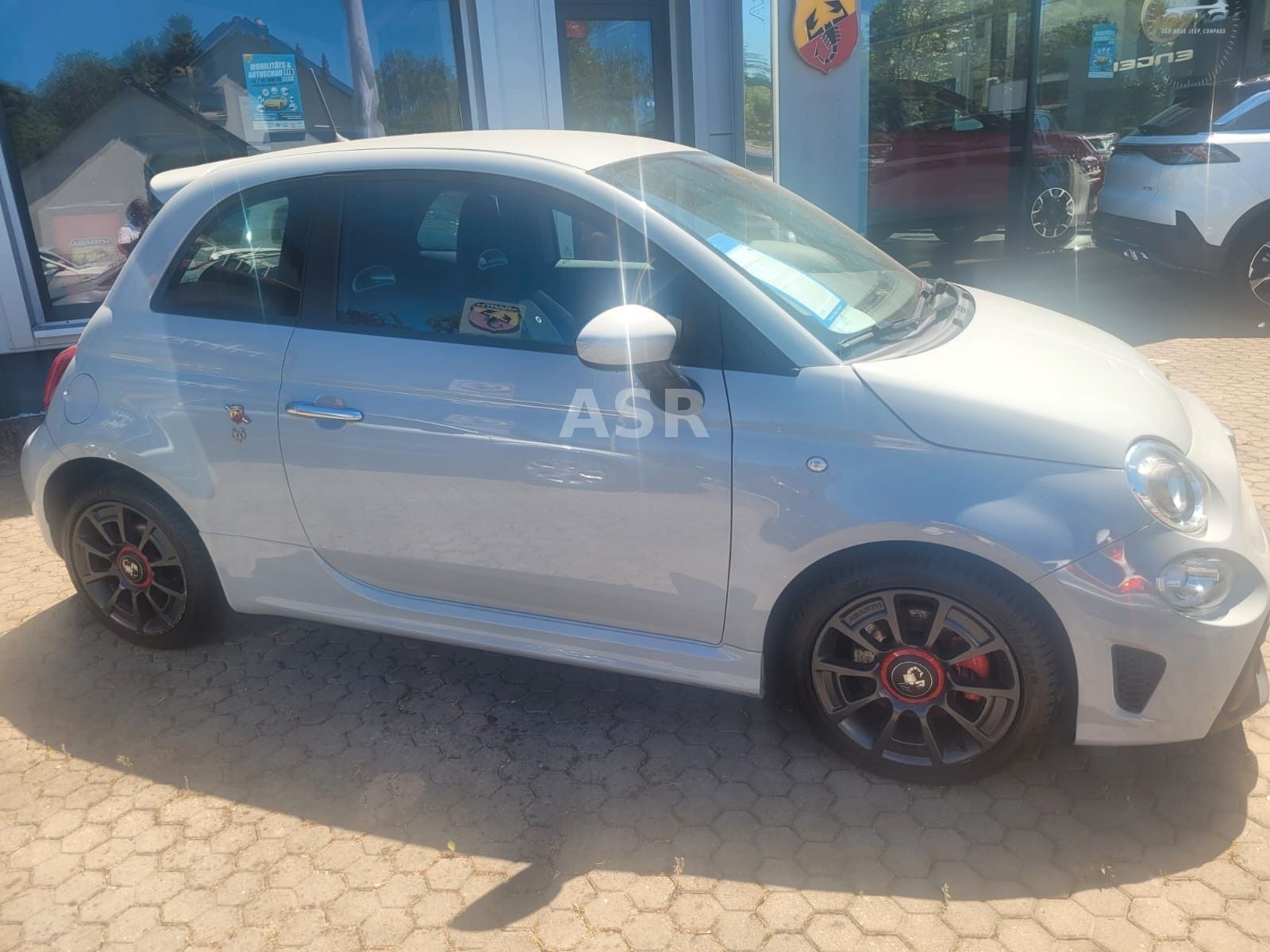 ABARTH 595 Abarth Top Ansicht 3 für Fahrzeugdetailseite