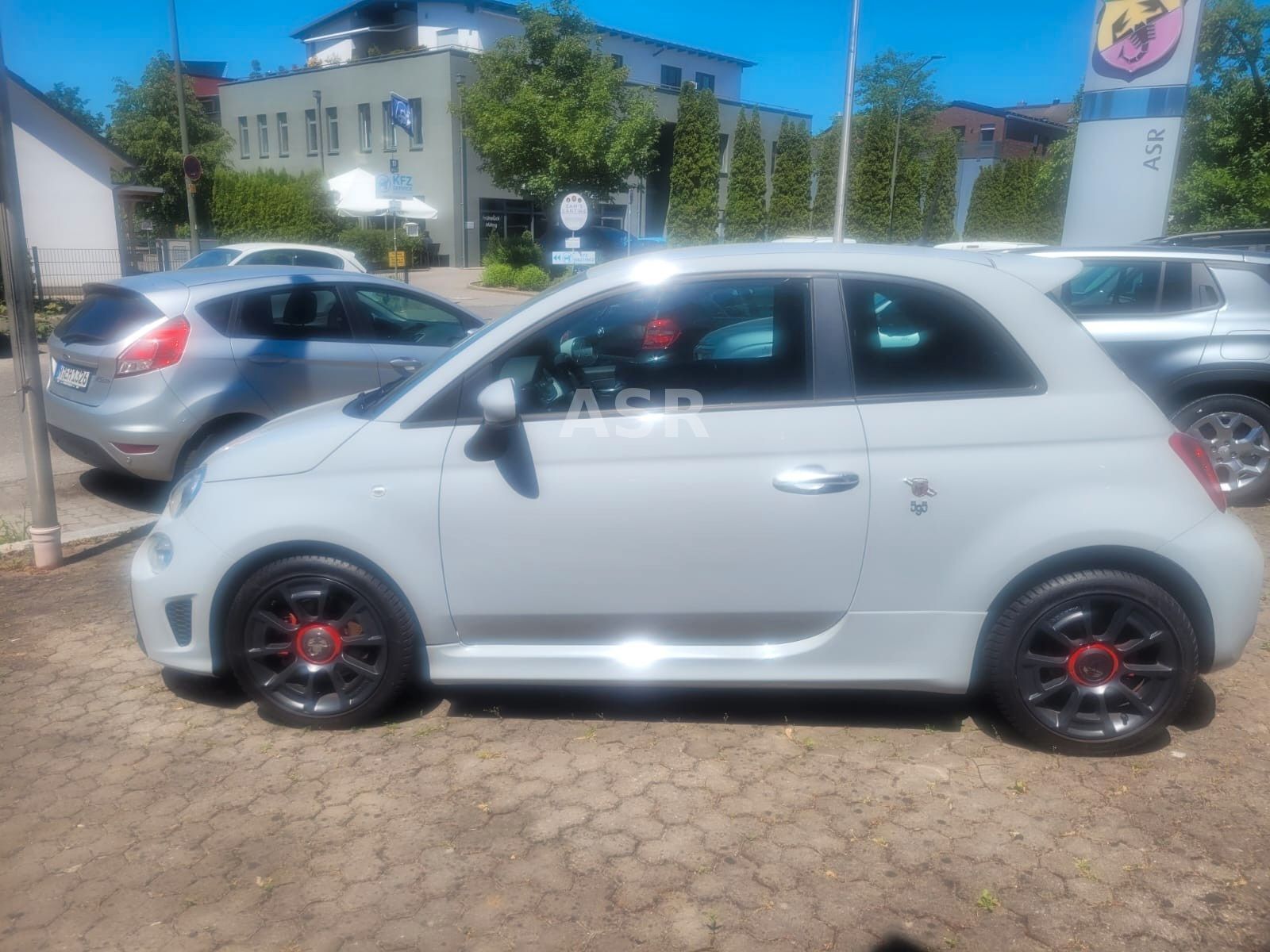 ABARTH 595 Abarth Top Ansicht 7 für Fahrzeugdetailseite