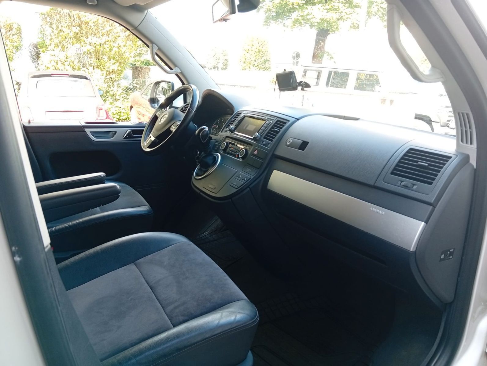 VW T5 Highline 4WD Campingumbau Ansicht 11 für Fahrzeugdetailseite
