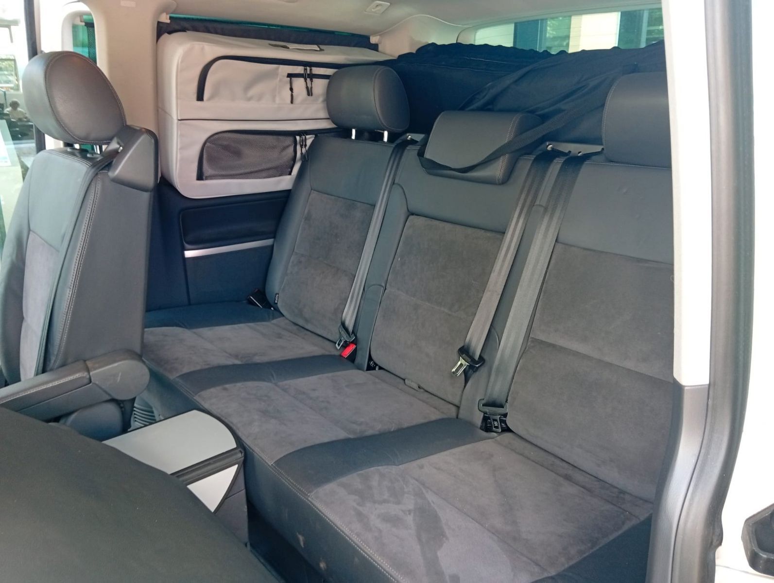 VW T5 Highline 4WD Campingumbau Ansicht 14 für Fahrzeugdetailseite