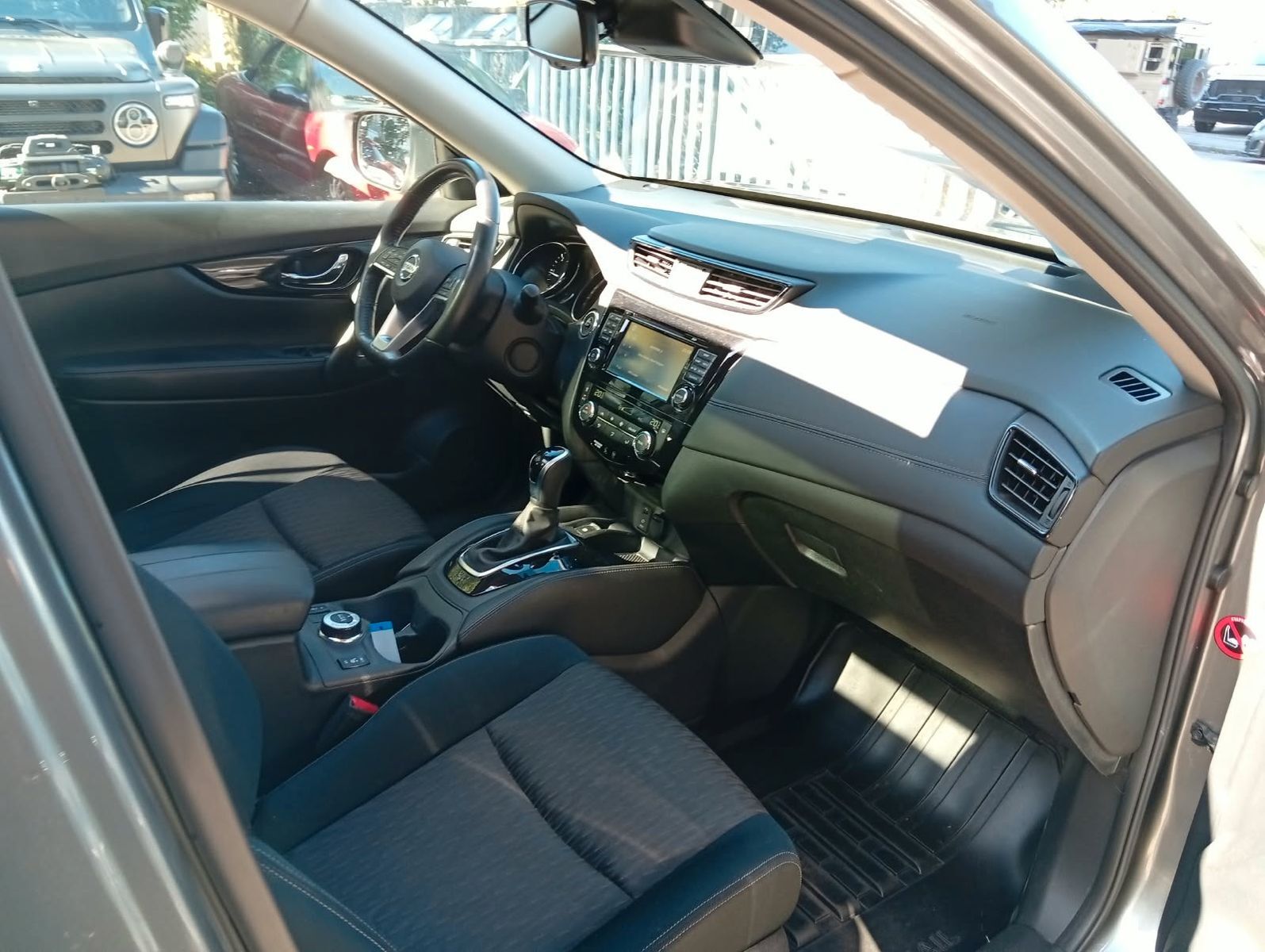 NISSAN X-Trail N-Tec 4x4 N-Way Top Zustand Ansicht 11 für Fahrzeugdetailseite