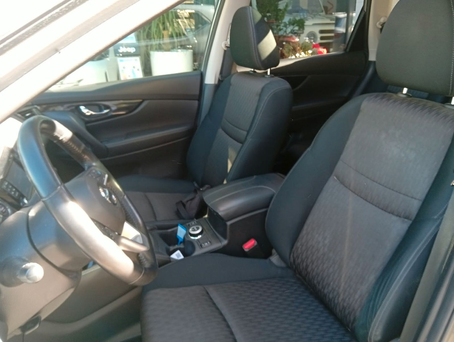 NISSAN X-Trail N-Tec 4x4 N-Way Top Zustand Ansicht 14 für Fahrzeugdetailseite