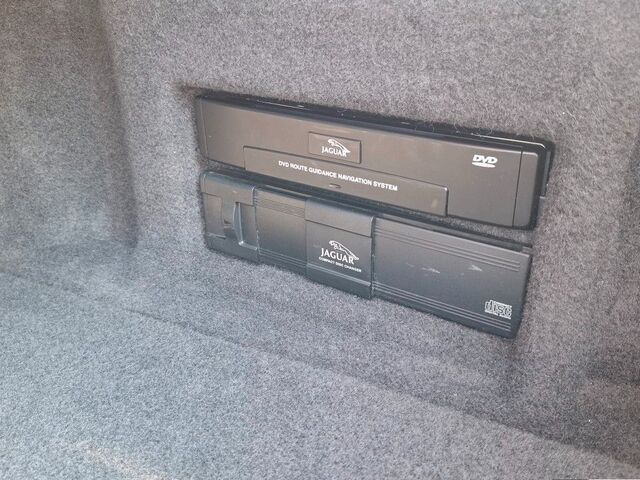 JAGUAR XK8 Coupe
