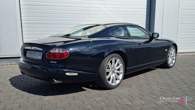 JAGUAR XK8 Coupe
