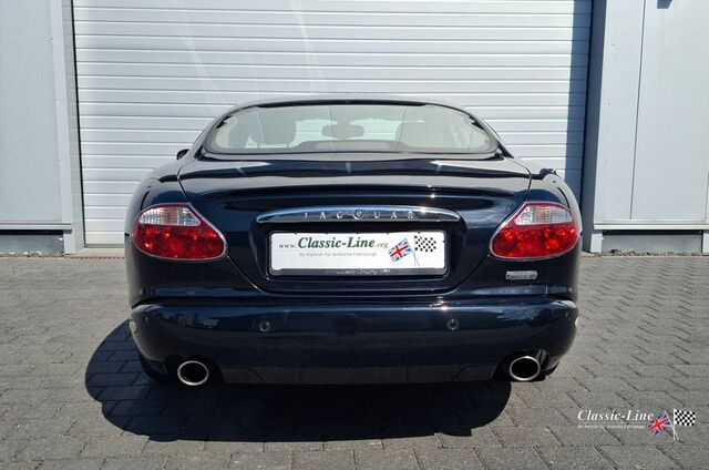 JAGUAR XK8 Coupe