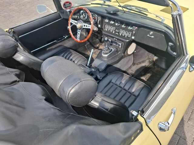 JAGUAR E-Type
