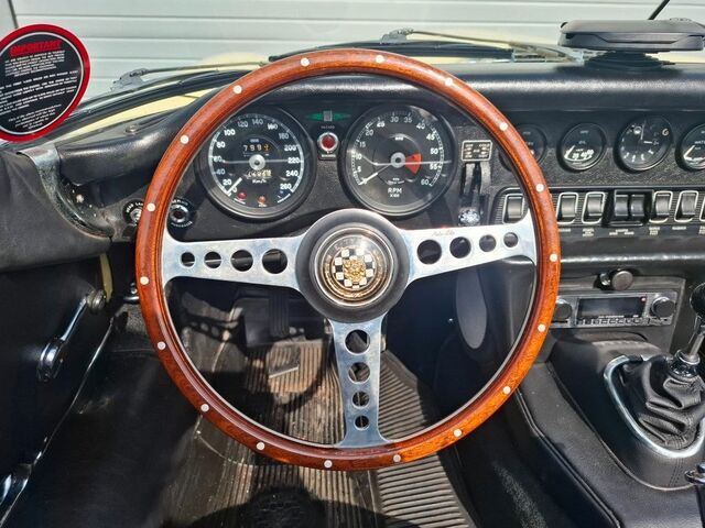 JAGUAR E-Type