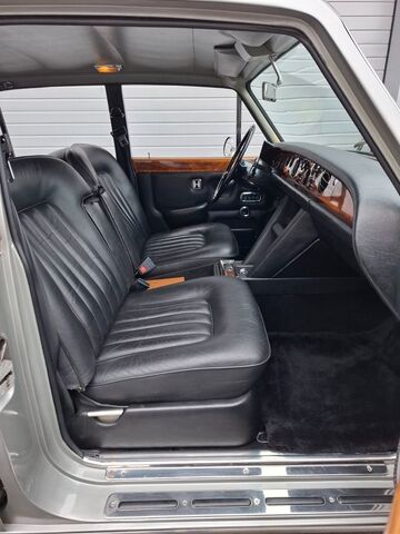ROLLS ROYCE Silver Shadow
