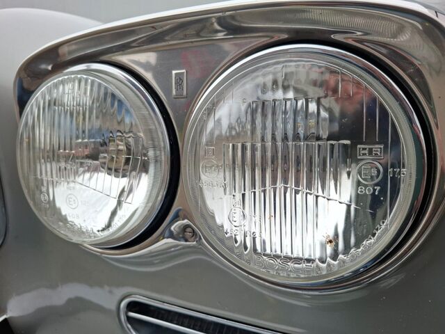 ROLLS ROYCE Silver Shadow