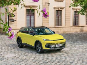 BAIC Beijing X55 1.5T DCT7 LED 360° PANO KEYLESS AHK