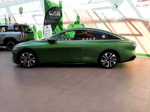 DFSK ANDERE Forthing 7 1.5T REEV 28.4kWh LED 360° PANO