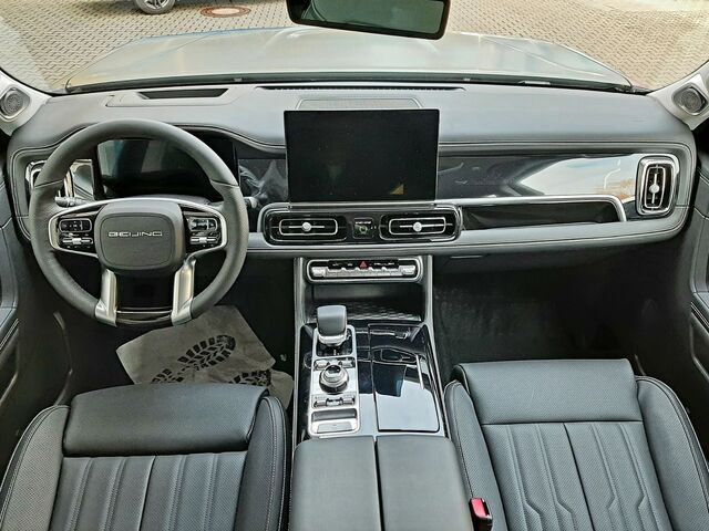 BAIC BJ60 2.0T MHEV AWD AT8 360° LED 3Z Klima GD AHK Ansicht 18 für Fahrzeugdetailseite