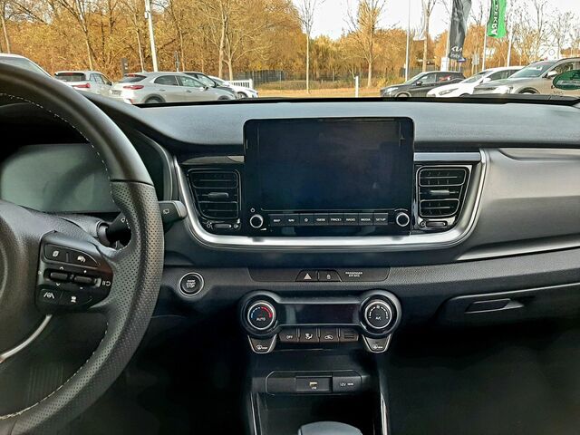 KIA Stonic 1.0T 48V DCT SPIRIT TECH MJ25 Ansicht 14 für Fahrzeugdetailseite