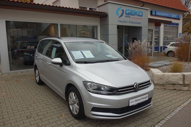 VW Touran 1,5 TSI Comfortline AHK Navi Mirror etc. Ansicht 14 für Fahrzeugdetailseite