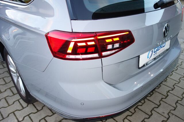 VW Passat Variant 2,0 TDI Conceptline Navi LED, etc Ansicht 13 für Fahrzeugdetailseite