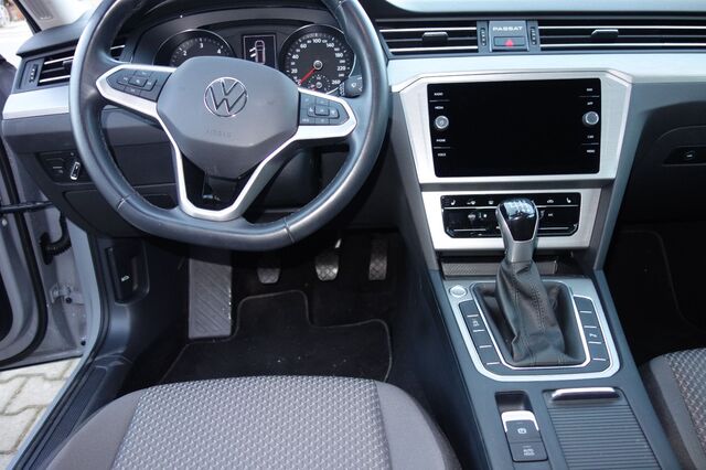 VW Passat Variant 2,0 TDI Conceptline Navi LED, etc Ansicht 6 für Fahrzeugdetailseite