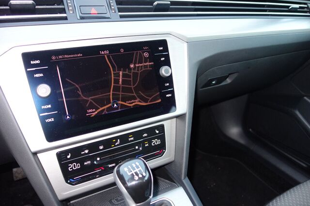 VW Passat Variant 2,0 TDI Conceptline Navi LED, etc Ansicht 9 für Fahrzeugdetailseite