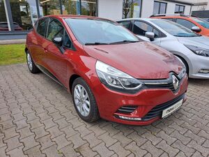 RENAULT Clio IV Collection