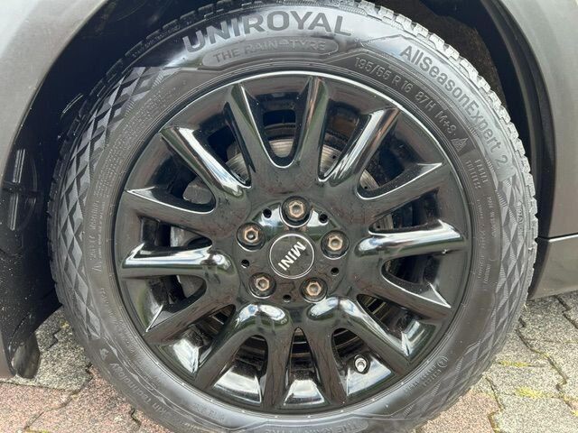 MINI Cooper D Mini 3-trg. Cooper D Ansicht 9 für Fahrzeugdetailseite