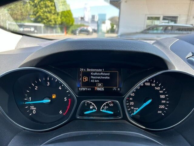 FORD Kuga Titanium Ansicht 11 für Fahrzeugdetailseite