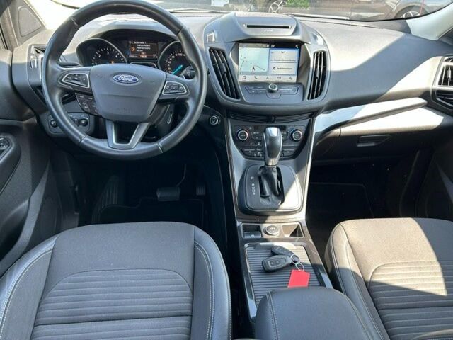 FORD Kuga Titanium Ansicht 14 für Fahrzeugdetailseite