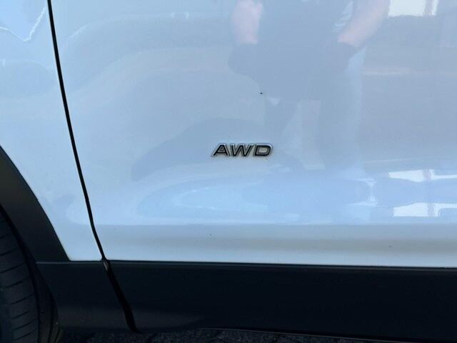 FORD Kuga Titanium Ansicht 9 für Fahrzeugdetailseite