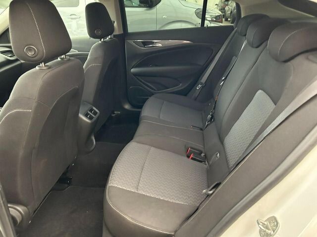 OPEL Insignia B Grand Sport Edition Ansicht 13 für Fahrzeugdetailseite