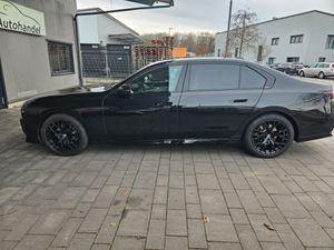 BMW 740 d xDrive MSport Cinema Loung B&amp;W np 163.000,