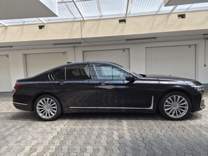 BMW 740 d xDrive Executive Drive Pro Glasdach