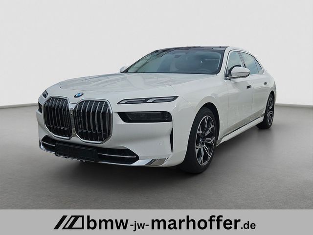 BMW 740 d xDrive Iconic Glow  Autobahnassist