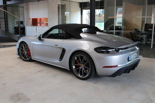 PORSCHE Boxster Spyder/ Schalter/GT-Silber/Carbonsitze Ansicht 5 für Fahrzeugdetailseite