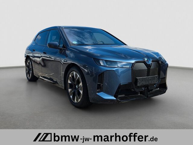 BMW iX xDrive45 MSport 21 Z AHK PAP DAP Harman Ansicht 2 für Fahrzeugdetailseite