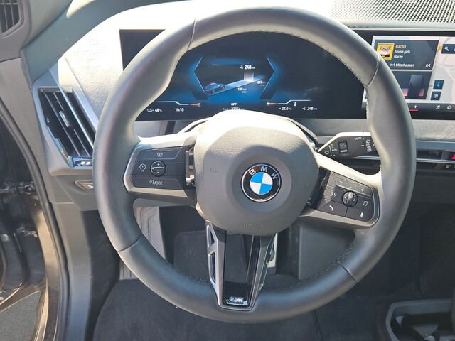 BMW iX xDrive45 MSport 21 Z AHK PAP DAP Harman Ansicht 9 für Fahrzeugdetailseite