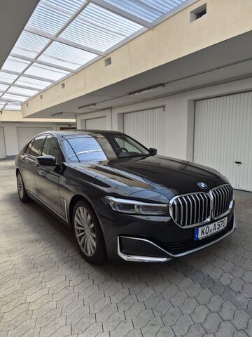 BMW 740 d xDrive Executive Drive Pro Glasdach