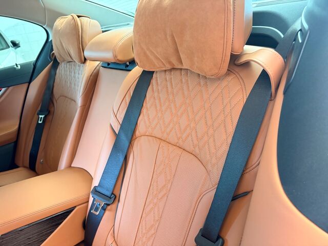 BMW 740 d xDrive Executive Drive Pro Glasdach Ansicht 10 für Fahrzeugdetailseite