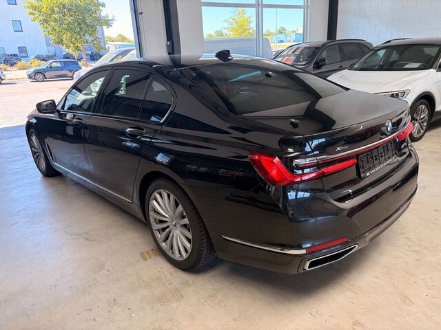 BMW 740 d xDrive Executive Drive Pro Sitzlüftung Mass Ansicht 19 für Fahrzeugdetailseite