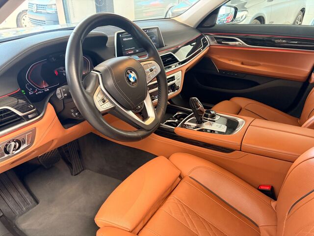 BMW 740 d xDrive Executive Drive Pro Glasdach Ansicht 6 für Fahrzeugdetailseite