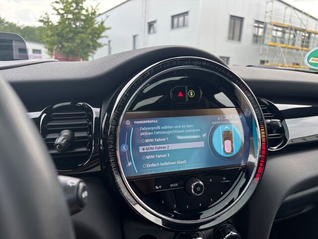 MINI Cooper SE Mini 3-trg.  Classic Trim Ansicht 11 für Fahrzeugdetailseite