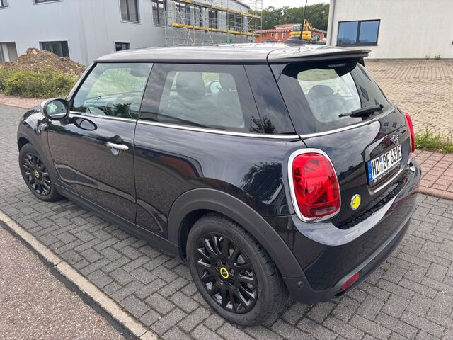 MINI Cooper SE Mini 3-trg.  Classic Trim Ansicht 20 für Fahrzeugdetailseite