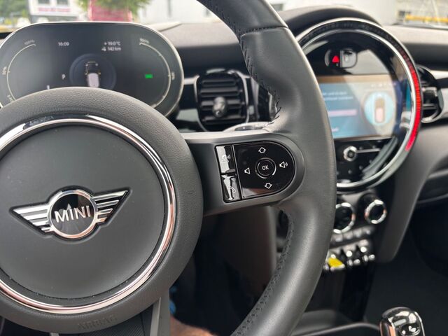 MINI Cooper SE Mini 3-trg.  Classic Trim Ansicht 7 für Fahrzeugdetailseite