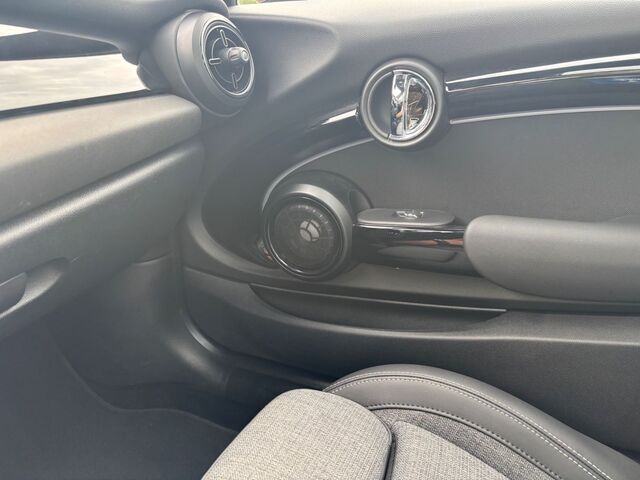 MINI Cooper SE Mini 3-trg.  Classic Trim Ansicht 8 für Fahrzeugdetailseite