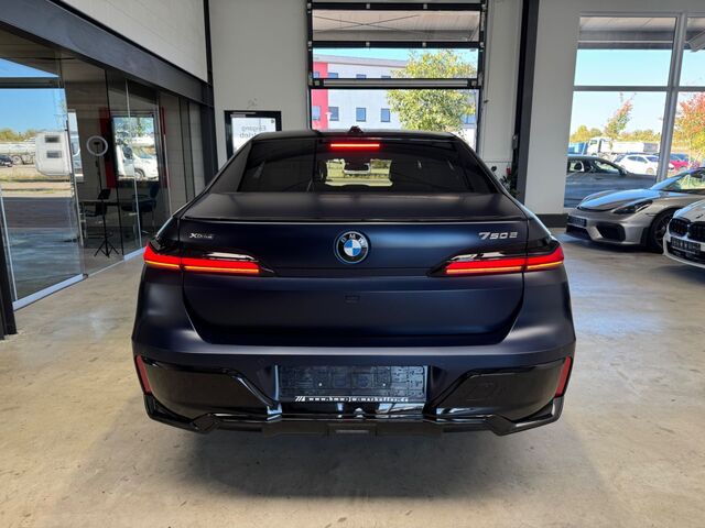 BMW 750 e xDrive SkyLounge Sitzlüftung NP 186.900 EUR Ansicht 6 für Fahrzeugdetailseite