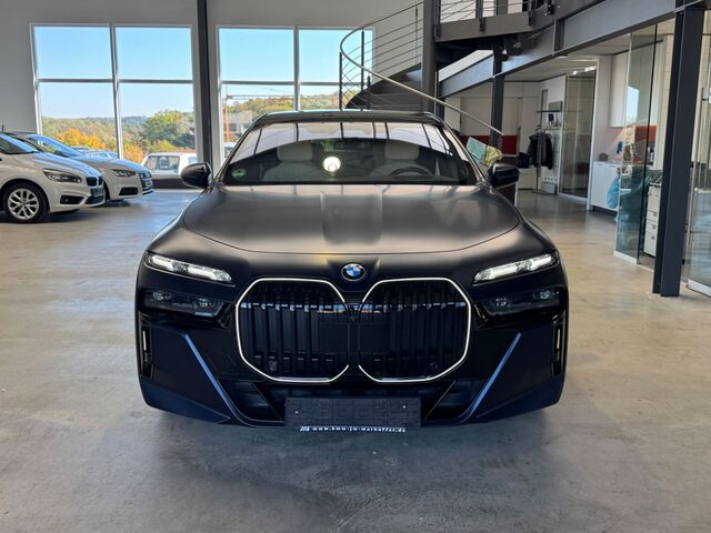 BMW 750 e xDrive SkyLounge Sitzlüftung NP 186.900 EUR Ansicht 8 für Fahrzeugdetailseite