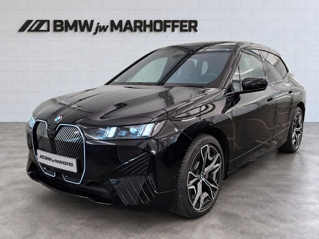 BMW iX xDrive60 HUD SkyLounge Sitzlüftung NP 127.004 EUR