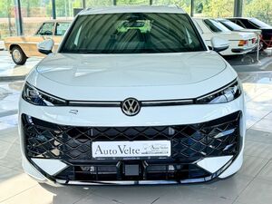 VW T-Roc 1.5 eTSI 110 kW R-Line*AHK*