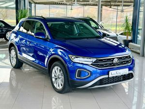 VW T-Roc Life*AHK*DSG*LED*