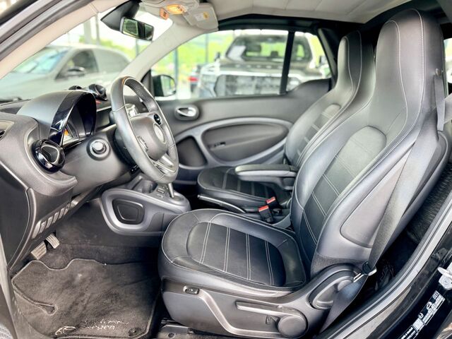 SMART ForTwo cabrio *Prime*AUTOMATIK*MATT* Ansicht 12 für Fahrzeugdetailseite